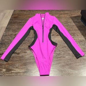 TA3 Surfy Women's Swimsuit in Orchid/Black